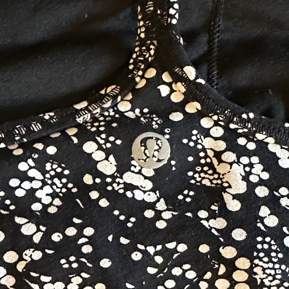 Lululemon Power Pose Tank Light Support For A/B Cup Chirasu Black White Size 6 - Picture 3 of 5